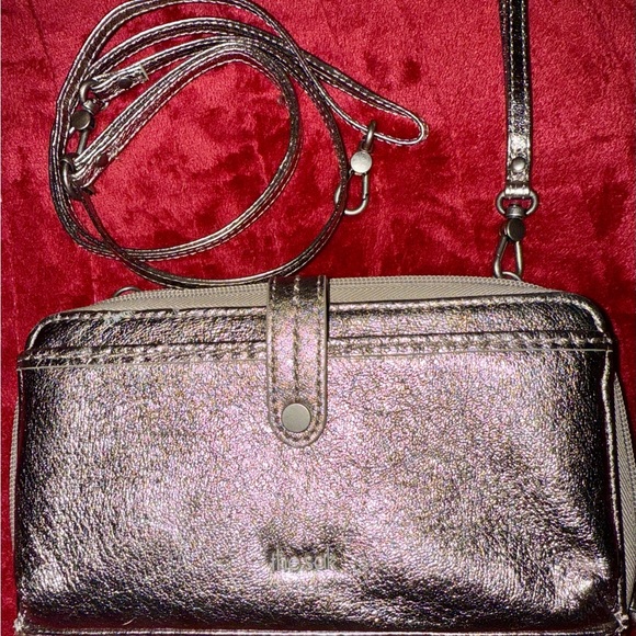 The Sak Metallic 3-1 Crossbody, Wristlet, Wallet - Picture 4 of 6